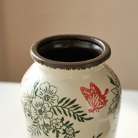 Vase à fleurs en céramique de style pastoral rétro, motif papillon bleu et blanc, glaçure craquelée faite à la main, décoration de table de luxe