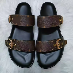 Pantuflas de Alta Calidad para Hombre, Pantuflas de Playa de Lujo para Mujer, Pantuflas Planas para Exteriores, Sandalias con Estampado de Diseñador, Zapatos Casuales para Caminar - Product Image 1