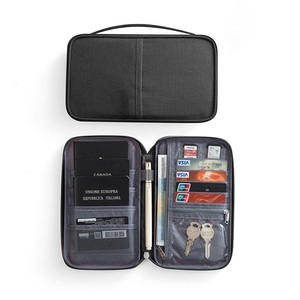 Porte-monnaie multifonctionnel portable imperméable en nylon tendance avec fermeture éclair, emplacements pour cartes et poche transparente pour carte d'identité - Vente flash - Product Image 1