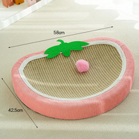 Lit grattoir interactif pour chat en sisal naturel et velours côtelé, grand format, résistant à l'usure, en forme de fraise mignonne