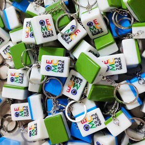 Porte-clés Mahjong personnalisés en mélamine et acier inoxydable, impression numérique, aimant de réfrigérateur portable pour jeux de société et cartes - Product Image 3