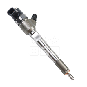 Inyector de combustible de piezas de repuesto de coche 0 445 110 083 0986435078 inyectores diésel Common Rail 0445110083 para <span class=keywords><strong>Fiat</strong></span> - Product Image 1