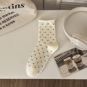 ถุงเท้าครึ่งน่องของผู้หญิงมีลายจุดและสีทึบ - Product Image 1