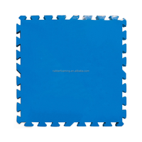Applications universelles tapis de piscine en mousse eva carreaux de sol en mousse double face résistant à la moisissure prévention des blessures sol en porcelaine