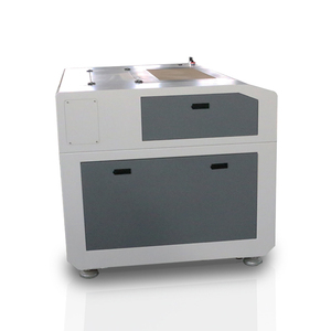 Graveur laser FL-690 avec zone de travail de 600*900 mm, table à couteaux motorisée en aluminium alvéolé FL-690 Graveur laser - Product Image 5