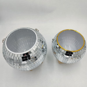 Vase <span class=keywords><strong>boule</strong></span> disco en gros, vase rond à fond plat avec miroir et chaîne <span class=keywords><strong>de</strong></span> suspension pour la décoration <span class=keywords><strong>de</strong></span> bureau et la plantation - Product Image 6