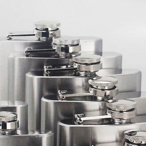 स्टेनलेस स्टील कस्टम लोगो धातु हिप फ्लॉप 1-10 औंस पोर्टेबल व्हिस्की कूल्हे फ्लैस्क - Product Image 4