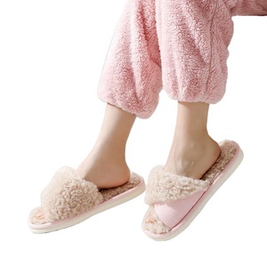 Popular Famous Custom Ladies Sandal Cross Fur <strong>Slipper</strong> Mongolian <strong>Felt</strong> Fur <strong>Slipper</strong> Sandals Indoor Anti-slip Soft Warm Shoes - Product Image 5