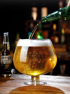 Verre à bière créatif <span class=keywords><strong>de</strong></span> grande capacité (2000 ml, 3000 ml, 4000 ml, 6000 ml) pour fêtes – Vente en gros - Product Image 4