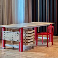 Bureau d'ordinateur commercial long en aluminium, style Bauhaus moderne Ocean Board, design simple et personnalisable, table de travail à assembler