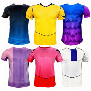 <span class=keywords><strong>Camiseta</strong></span> de Fútbol para Hombre, Uniforme de Fútbol de Manga Corta, Secado Rápido, Transpirable, Impresión por Transferencia de Calor, Retro, 100% Poliéster - Product Image 2