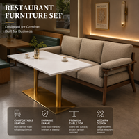Ensemble de chaises et tables de style Japandi pour restaurant, canapé trois places avec sièges en tissu tissé, base centrale dorée pour hôtel, café