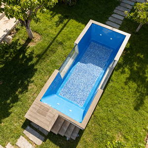 Piscine préfabriquée en fibre de verre pour enfants, résistante aux UV et écologique, facile à installer pour le plaisir familial en plein air toute l'année - Product Image 5