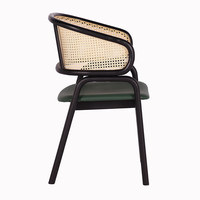 Chaise de salle à manger moderne en rotin naturel tissé à la main avec structure métallique et assise en cuir rembourré pour restaurant, maison, cuisine