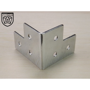 Protectores de Esquinas de Hierro Anwang 52x45.4mm, Soportes Metálicos Cromados para Cajas de Herramientas de Aviación y Cajas de Madera - Product Image 4