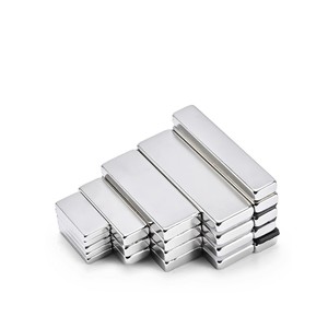 Aimant industriel permanent en néodyme en caoutchouc, motif cubique pour la découpe et le pliage de matériaux magnétiques, aimant néodyme carré - Product Image 2