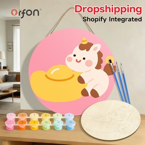 Orfon. Dipingere con numeri su fetta di legno. Un piccolo cavallo <span class=keywords><strong>porta</strong></span> ricchezza, lingotti d'oro 20*20cm. Decorazione pendente in legno rotondo - Product Image 1