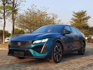 <span class=keywords><strong>Peugeot</strong></span> <span class=keywords><strong>408X</strong></span> 2023 Sedán Híbrido Automático con Volante a la Izquierda, Asientos de Tela Oscura, R18, Cámara Trasera, Techo Solar - Product Image 3