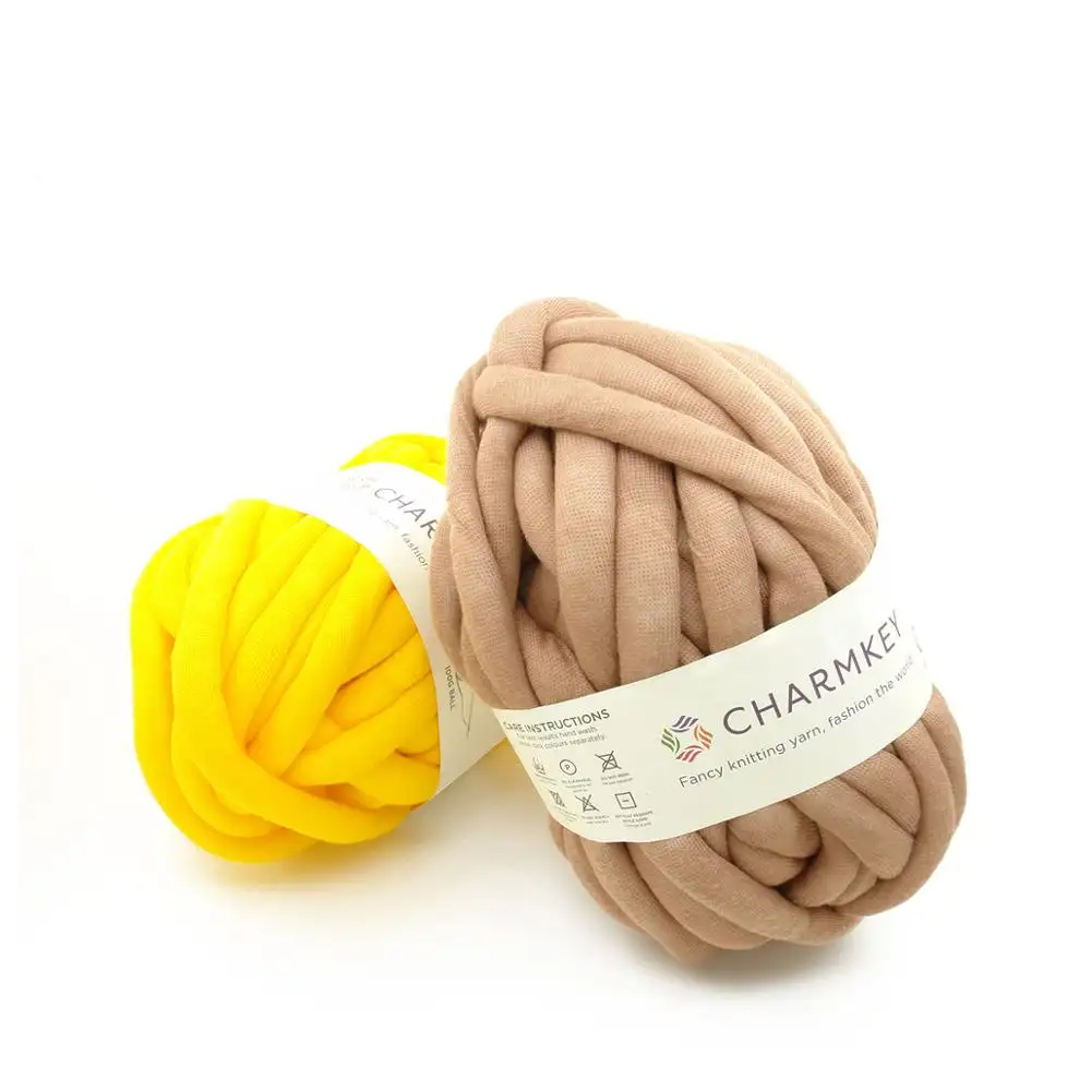 Charmkey polyester and acrylic blend yarn chunky corn yarn for knitting