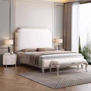 <span class=keywords><strong>Lit</strong></span> doux en chêne européen classique Chambre à coucher classique Lits en bois King Oak Ensemble <span class=keywords><strong>de</strong></span> meubles <span class=keywords><strong>de</strong></span> chambre à coucher classiques pour villa <span class=keywords><strong>Maison</strong></span> avec tabouret - Product Image 2