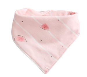 Bandanas de chien confortables bandanas en coton imprimé avec des fruits - Product Image 1