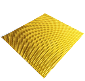 Lámina de Aislamiento Térmico, Amortiguación y Aislamiento Acústico Honeycomb Gold para Automóvil - Product Image 6