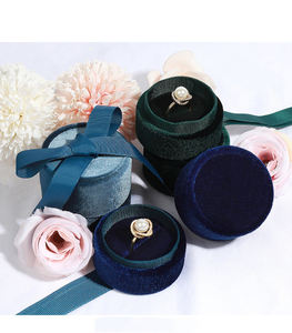 กล่องใส่เครื่องประดับกำมะหยี่แบบมีเชือกผูก รูปทรงต่างๆ สำหรับบรรจุภัณฑ์ของขวัญริบบิ้นผ้าไหมสั่งทำขายส่ง สำหรับต่างหู แหวน จี้  ทันสมัย - Product Image 2