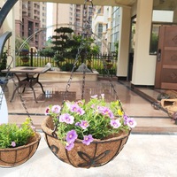 C75 panier de jardinière suspendu rond en métal décoration de jardin intérieur et extérieur avec chaîne de revêtement en coco coco pour pépinière à domicile