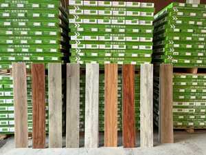 <span class=keywords><strong>Suelo</strong></span> <span class=keywords><strong>Vinílico</strong></span> SPC de Alta Resistencia de 6 mm, Color Madera Marrón Cálido, AC4, para Restaurantes y Centros Comerciales, WYRAX - Product Image 2