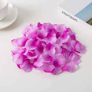 Petali simulati-coriandoli floreali colorati per decorazioni romantiche per abbellimenti eventi - Product Image 2