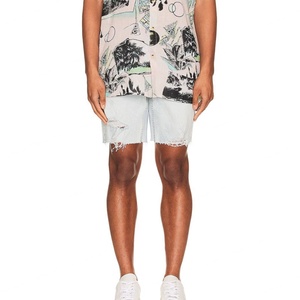 Shorts de Mezclilla Desgastados al por Mayor de Fábrica OEM, Shorts de Mezclilla Casuales de Moda para Hombre, Lavado Azul Claro - Product Image 4