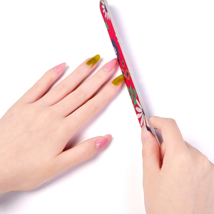 KADS Lima de Uñas de 240 Granos, Esponja Pulidora de Gel, Limas de Esmeril con Diseño Colorido, Pulidor de Uñas de Doble Cara, Herramientas de Manicura y Pedicura - Product Image 6