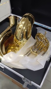 Personnalisation d'usine <span class=keywords><strong>Sousaphone</strong></span> en laiton Le <span class=keywords><strong>Sousaphone</strong></span> Heavy Bass Brass Band Drum Horn Team Bass Tuba Horn Brass <span class=keywords><strong>Instrument</strong></span> - Product Image 4