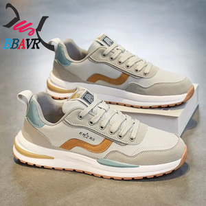 Zapatos de Hombre con Superficie de Cuero, Zapatos de Invierno Estilo Forrest Gump, Zapatos Deportivos Casuales Retro con Forro de Felpa, Zapatillas de Deporte Modernas con Suela Suave - Product Image 2