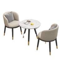 Ensemble de table et chaises de salon de style nordique en métal de luxe avec rangement mobile pour hôtel et maison d'hôtes