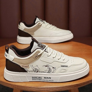Chaussures de skate décontractées pour hommes, lacets, dessus en cuir véritable, semelle en caoutchouc, tendance coréenne, motif cœurs, printemps-hiver - Product Image 3
