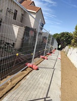 Panneaux de clôture temporaires en acier inoxydable de 6 pieds, personnalisables, modélisation 3D, écologiques, faciles à assembler pour les cours, les balcons, les pelouses