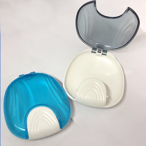 Estuche para aparatos ortopédicos con forma de concha, estuche invisible para aparatos ortopédicos, práctica caja de almacenamiento para retenedores, caja colorida. - Product Image 1
