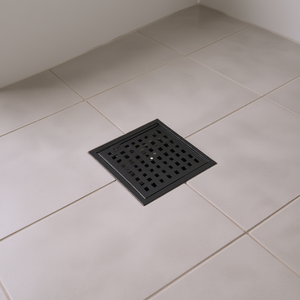 Desagüe de Ducha Cuadrado de 6 Pulgadas con Acabado Mate, Diseño Moderno, Fácil de Limpiar, Conexión Roscada - Product Image 2