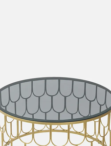Table basse moderne et élégante en fer doré avec cadre et dessus en verre pour salon ou restaurant Table en verre dernier cri - Product Image 4