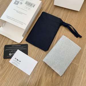 Set de Regalo para Hombre, Tarjetero de Cuero Granulado, Cartera Delgada Bifold con Logotipo Metálico para Tarjetas de Crédito y Efectivo - Product Image 5