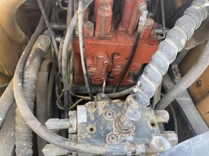 Excavatrice d'occasion HYUNDAI 210W-9 bien entretenue à bas prix, haute qualité et faible kilométrage, excavatrice hydraulique et sur roues. - Product Image 6