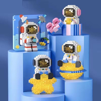 Moon Spaceman DIY Jouet Éducatif Mini Briques Astronaute Action Figure Blocs de Construction Ensemble Plastique 40 Pièces