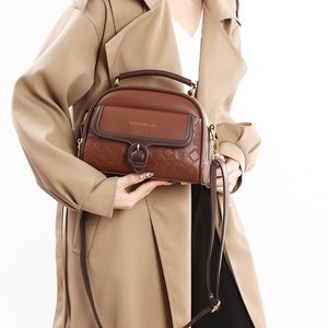 Sac bandoulière simple et pratique avec logo personnalisé, deux sangles, fermeture éclair, grande capacité, style designer, couleur Tanjing - Product Image 4