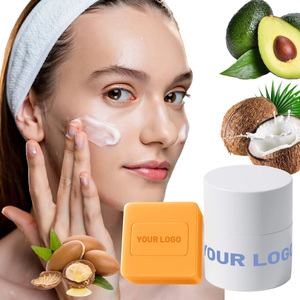 Ensemble <span class=keywords><strong>Savon</strong></span> et Baume Nettoyant Doux à l'Huile de Curcuma pour Soins de la Peau Nourrissants en Profondeur Marque Privée - Product Image 2