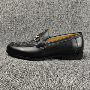 Mocasines de Cuero Casuales con Hermosas Grabas, Nueva Moda 2026, Mocasines de Cuero Cómodos y Sencillos para Hombre, Buenas Reseñas - Product Image 4