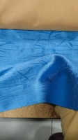 Tissu de rideau en polyester 100% gaufré ODM&OEM, motifs élégants et performances élevées - Occultation totale et réduction du bruit