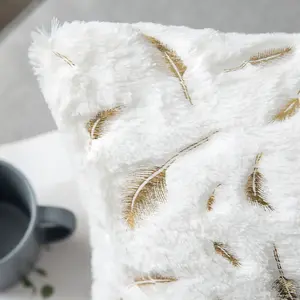 Faux Fur Gold Feathers Foiled Throw Cushion Cover Soft Plush Fuzzy Cozy Home Decor Square Pillow Case For Sofa Couch Bed