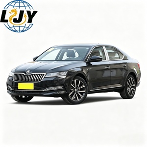 <span class=keywords><strong>Skoda</strong></span> <span class=keywords><strong>Superb</strong></span> TSI 330 DSG Edizione Premium 2023, Berlina di Medie <span class=keywords><strong>Dimensioni</strong></span>, Disponibile per Esportazione Globale - Product Image 1