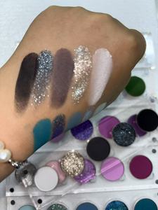 Tùy chỉnh chất lượng cao Acrylic <span class=keywords><strong>Palette</strong></span> Matte satin Duochrome multichrome kim loại đặc biệt Sparkle <span class=keywords><strong>Eyeshadow</strong></span> <span class=keywords><strong>Palette</strong></span> Private Logo - Product Image 4